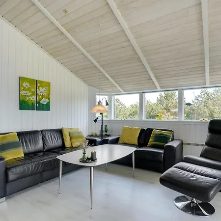 Thove - 600m From The Sea By Interhome 펜션 *