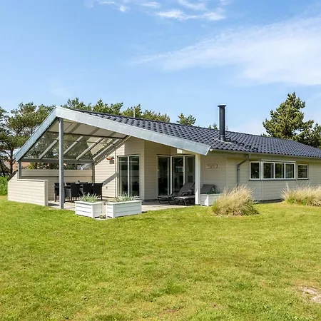 펜션 Thove - 600m From The Sea By Interhome *